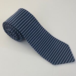 Brooks Brothers Navy and White Striped Tie